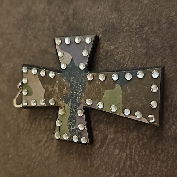 3/$30 Bedazzled Camouflage Wood Cross Pendant - Picture 2 of 5